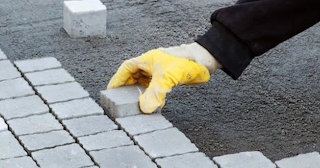 Укладка тротуарной плитки 50 на 50 в Туймазы в октябре
